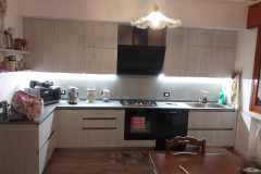 Cucina Kali con maniglia quadra